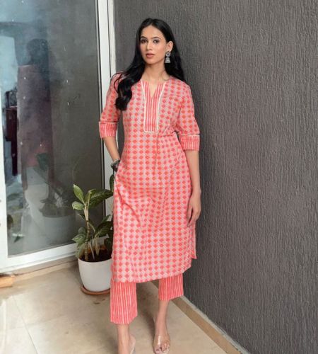 Pink straight kurta